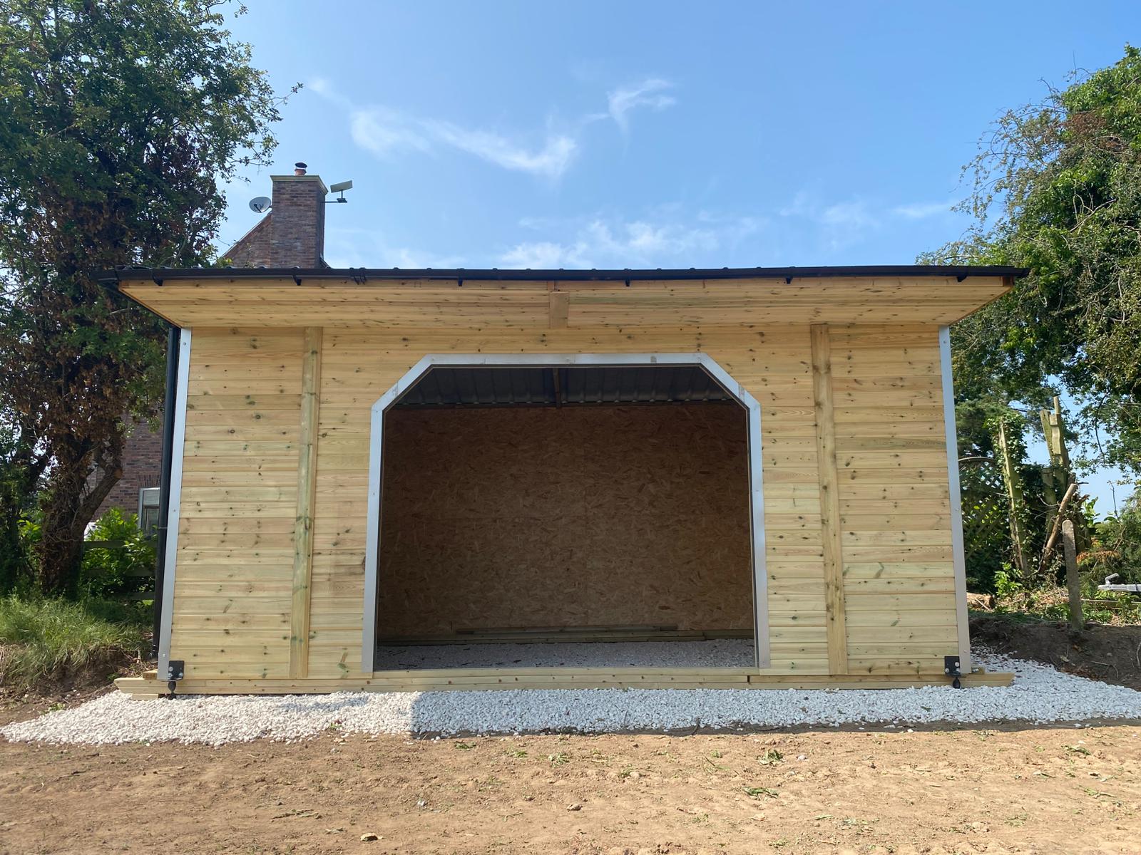 Mid-Size Apex Field Shelter (12x18) - Image 3