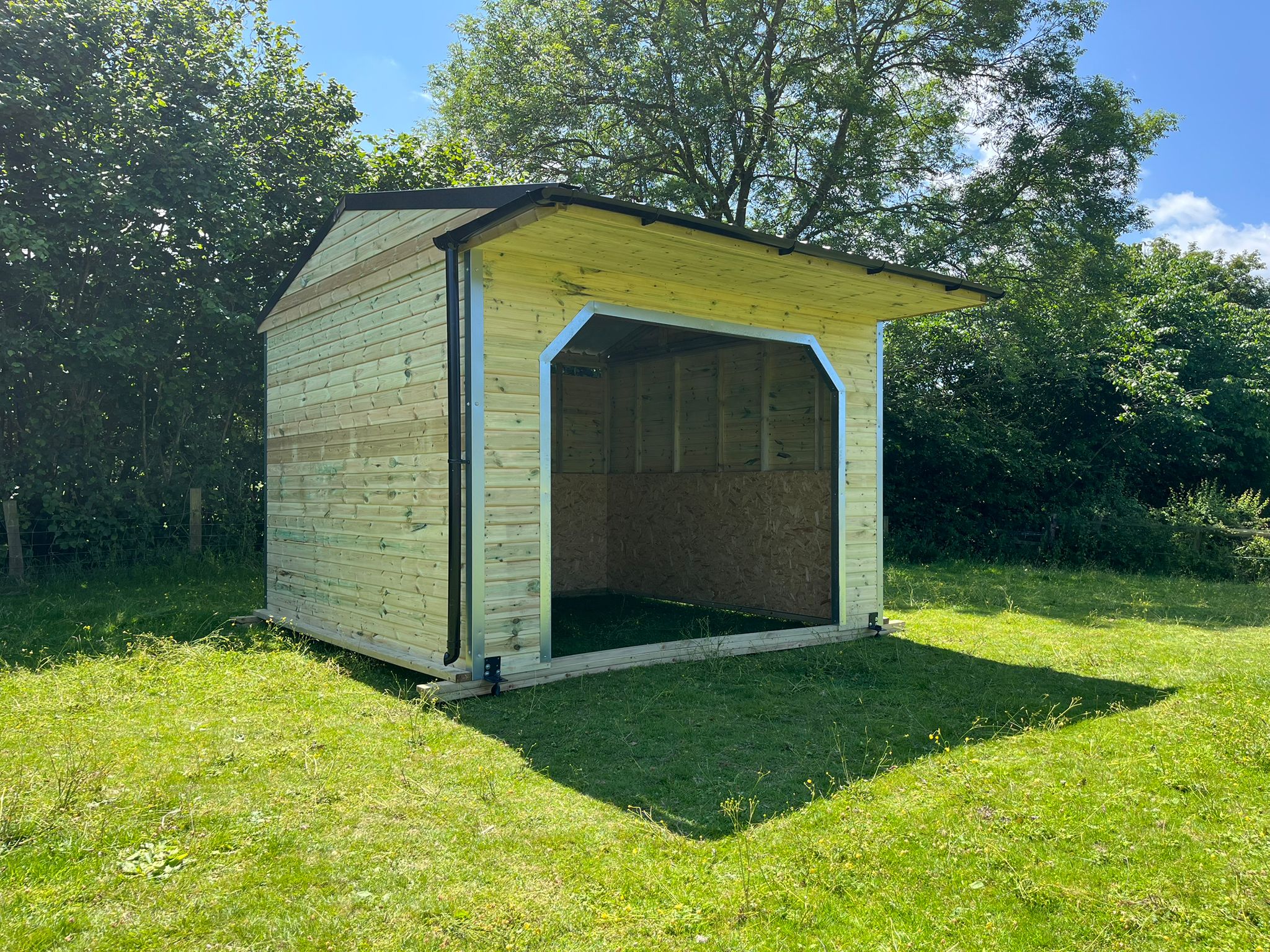 Standard Apex Field Shelter (12x12)