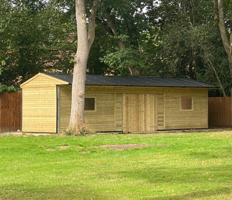 Extra-Large Apex Timber Workshop | Hunter Stables