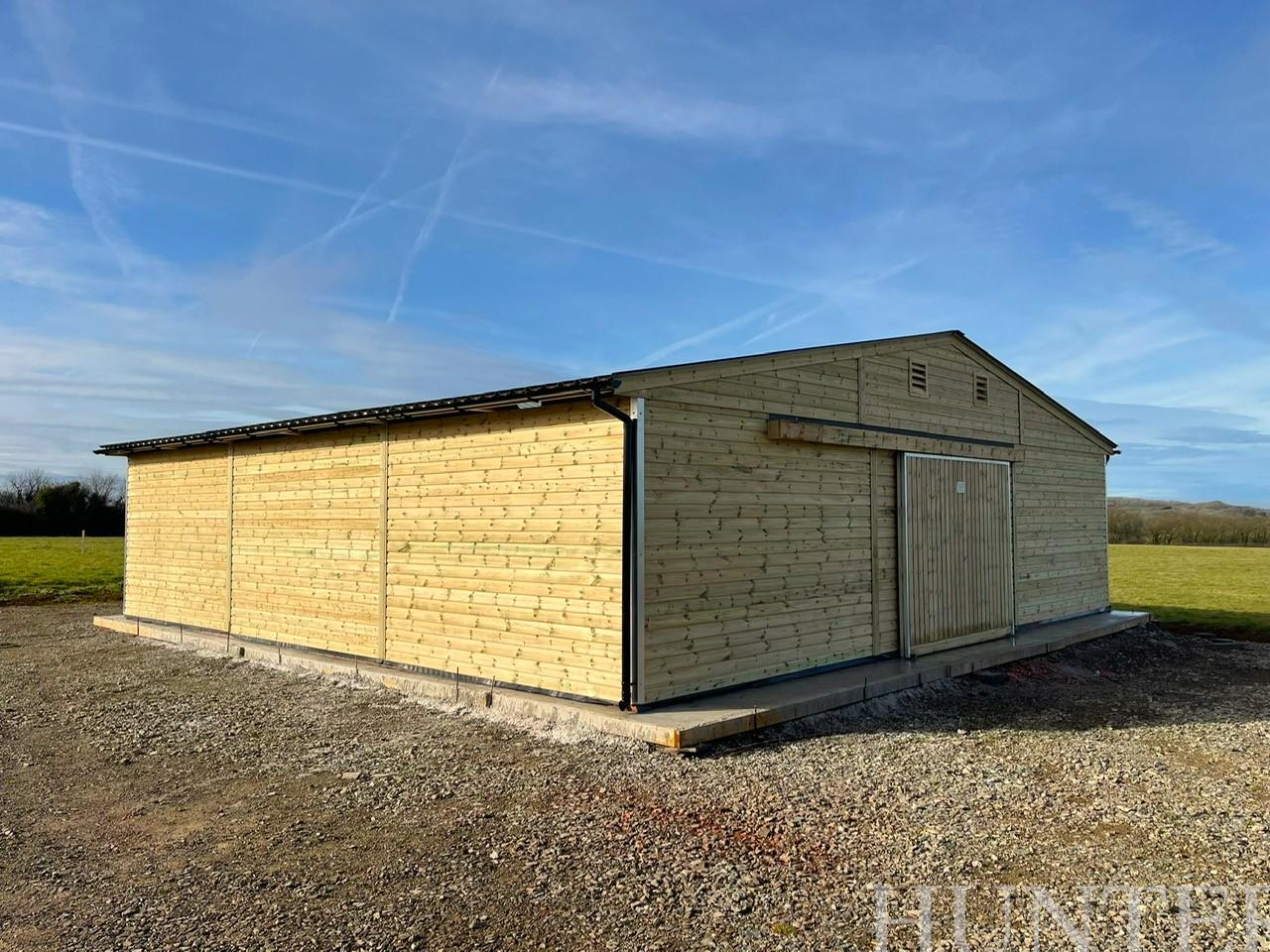American Barn 6 Stables - Image 8