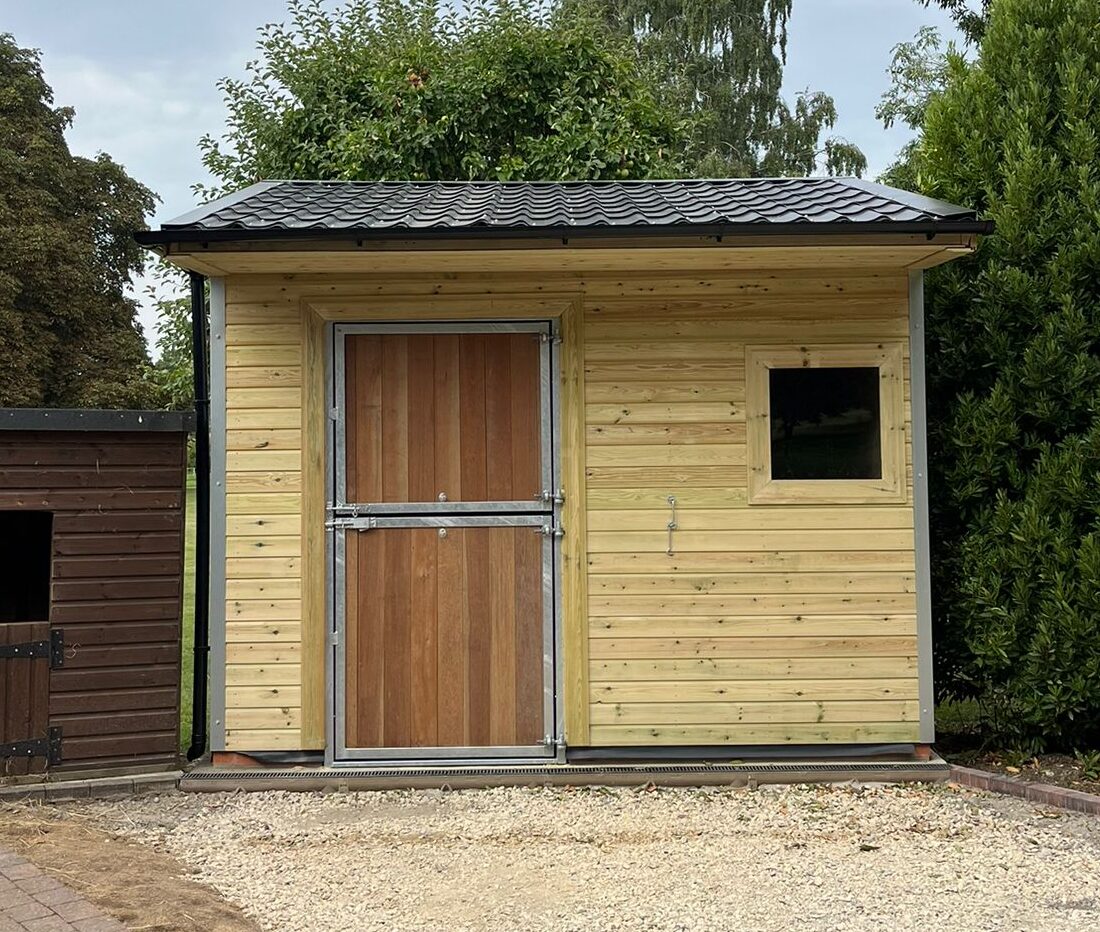 12'x12' Premium Stable
