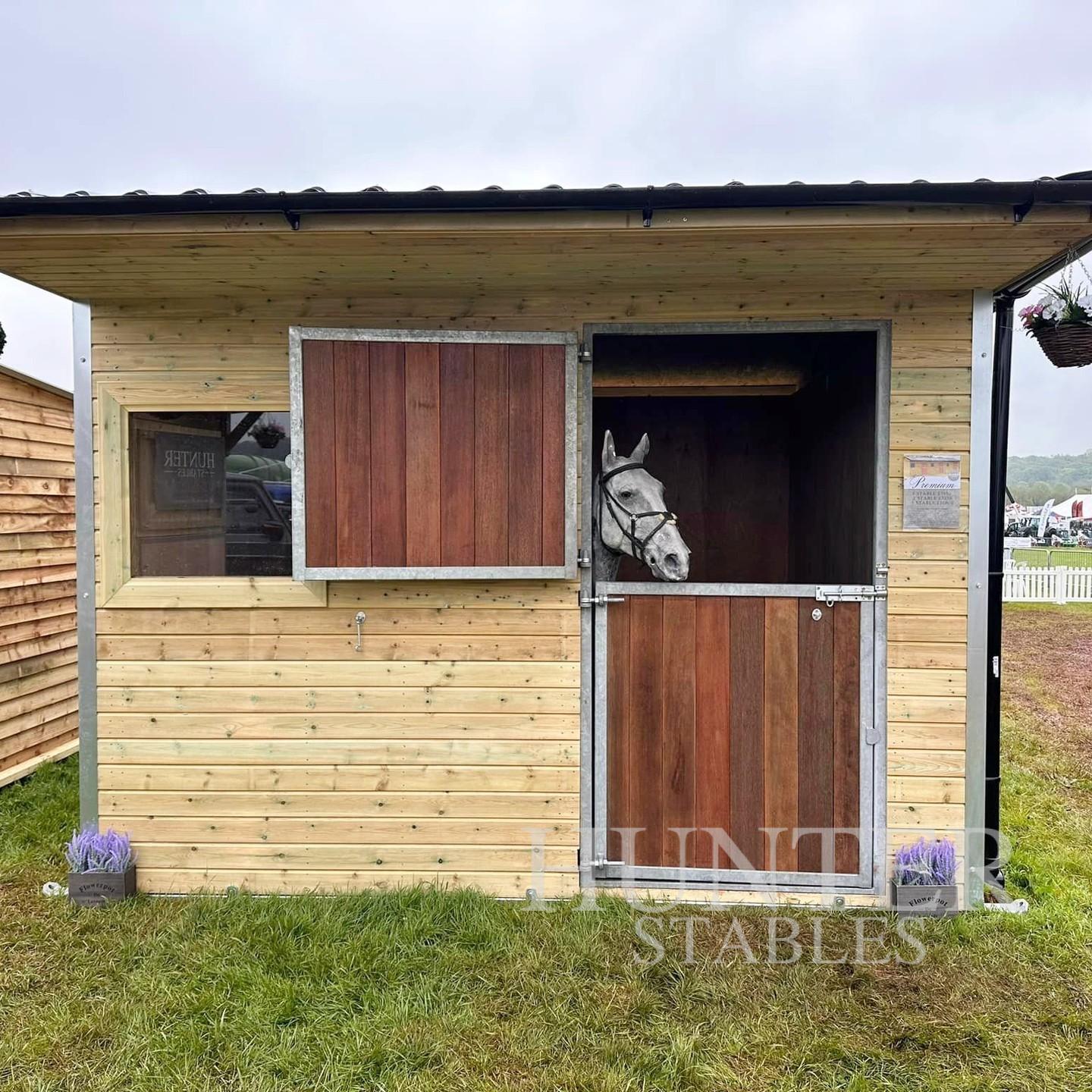 12'x12' Premium Stable - Image 3