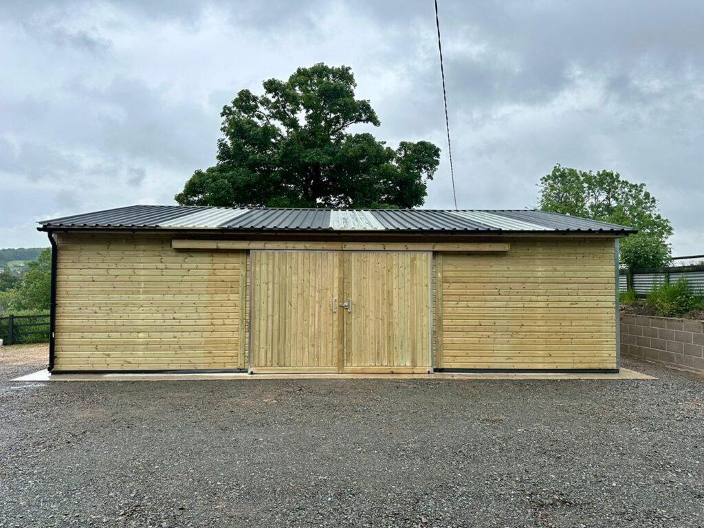 Extra-Large Apex Timber Workshop | Hunter Stables