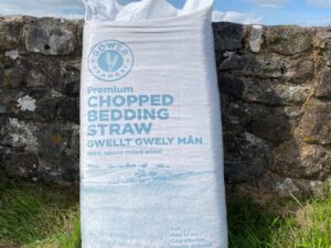 Premium Chopped Wheat Bedding Straw - 100ltrs