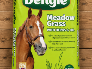 Dengie Meadow Grass with Herbs & Oil 20kg horse feed