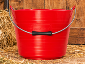 Red Gorilla Flexible Bucket 22L in Red