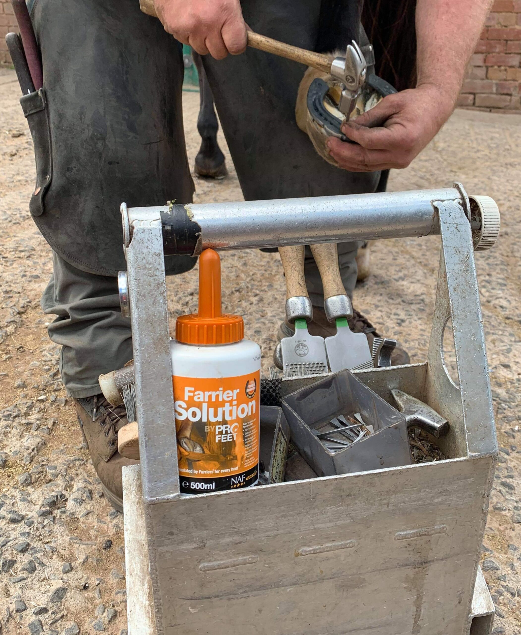 NAF PROFEET Farrier Hoof Solution 500ml - Image 2